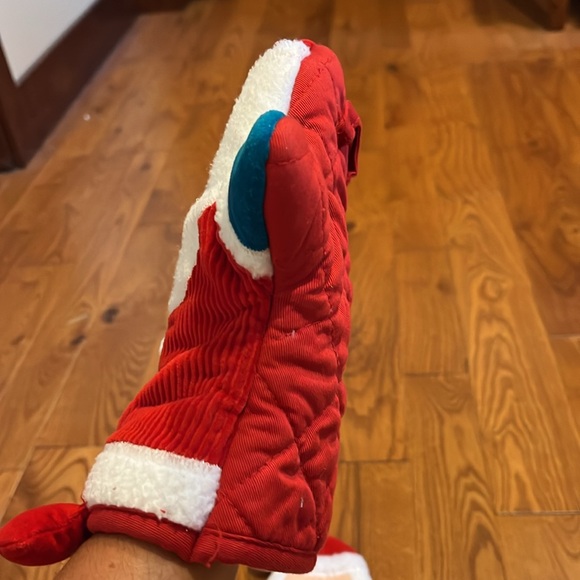 2 Santa Claus oven mitts - Picture 9 of 12
